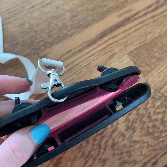 $2 Veckle Waterproof Phone Case with another purchase - Picture 3 of 3